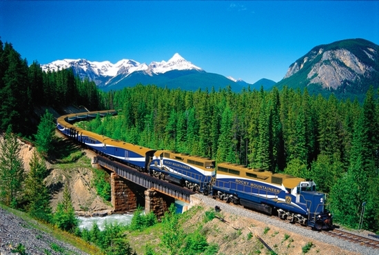 Les plus beaux voyages en train du Canadajpg